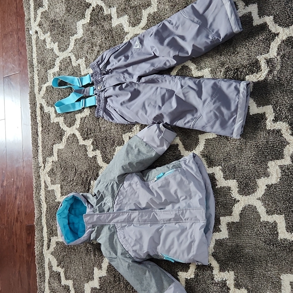 Gerry xs 5/6 Snow jacket/pants set